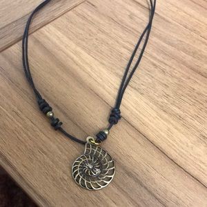 Spiral shell design necklace
